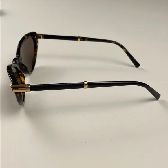 Versace Brown Tortoise Cat Eye Sunglasses With Case. 4365-Q display picture 2